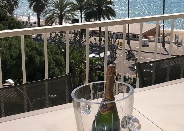 Terrasse De Lerins *
